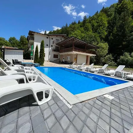 Villa Green Heaven Sarajevo Exterior photo